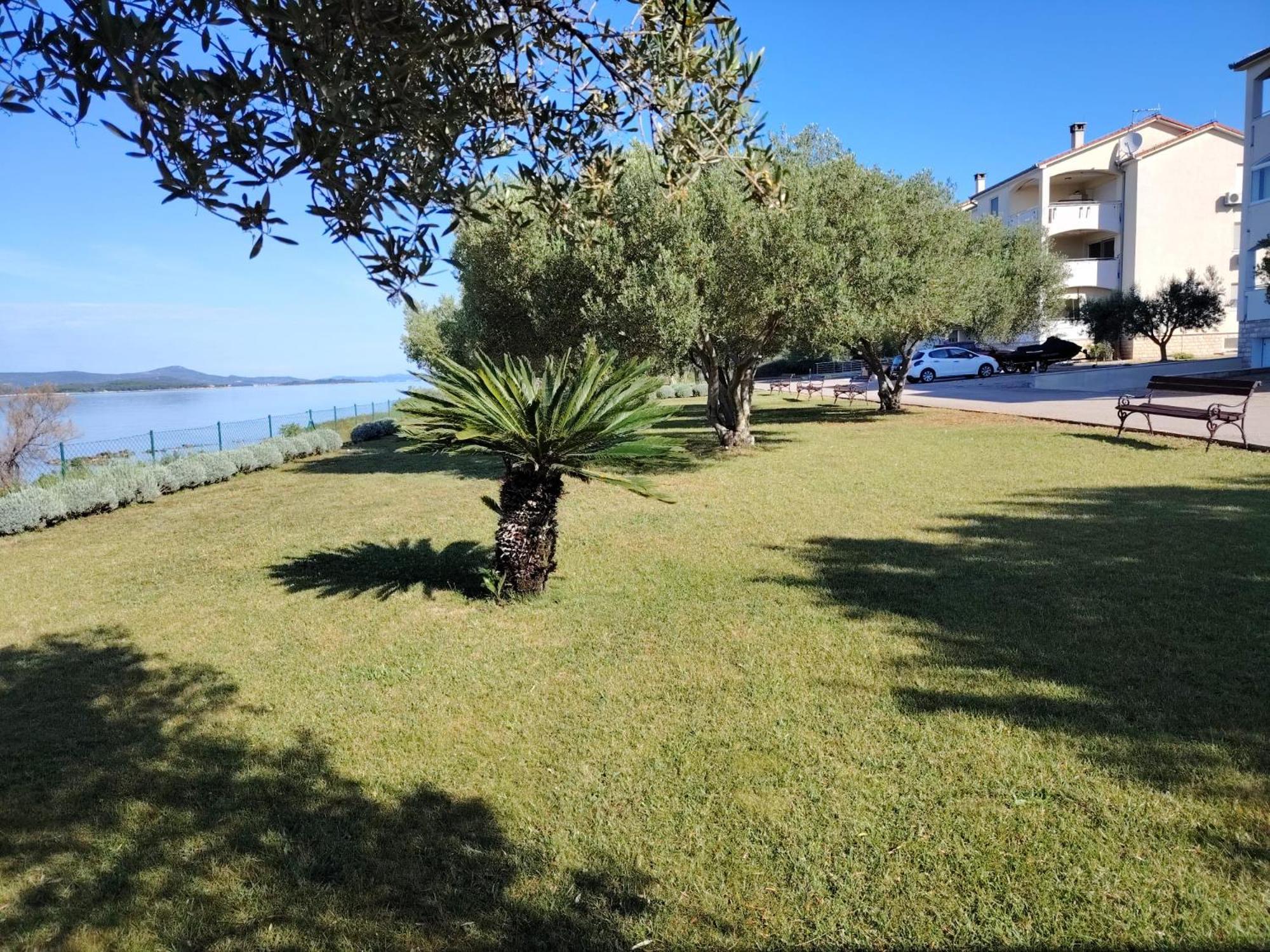 Luxury Beach Apartment Biograd Na Moru Exterior photo